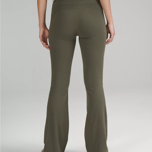 Lululemon flare leggings - Picture 4 of 4